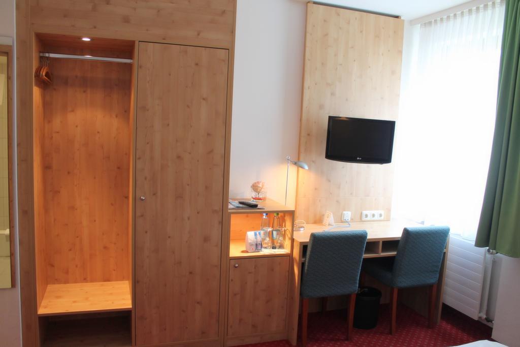 Hotel Steichele & Weinrestaurant 3*